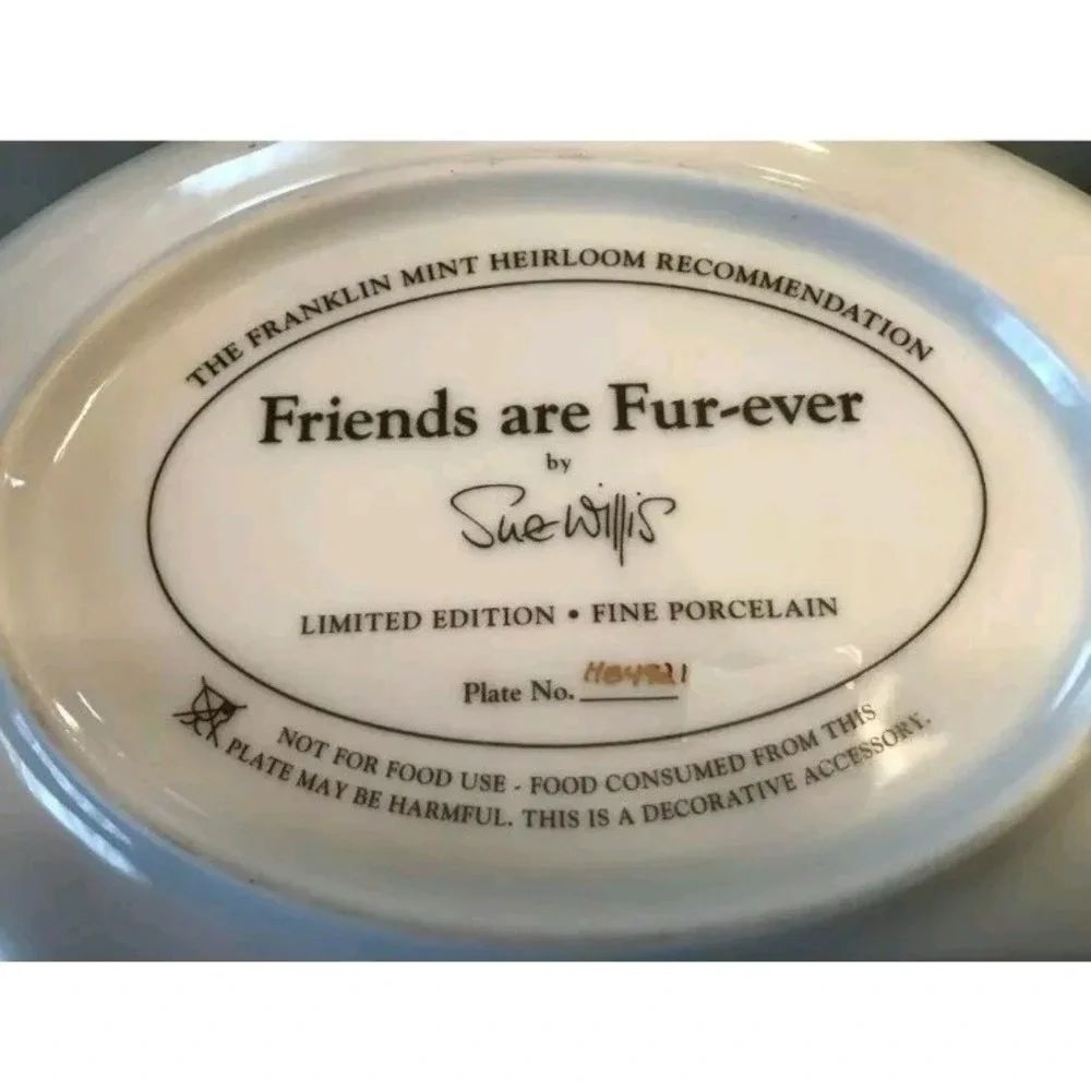 The Franklin Mint‎ Sue Willis Oval Plate Friends are Fur-ever Teddy Bears